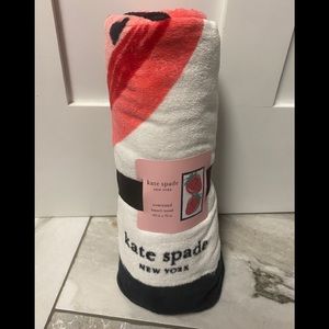 NWT KATE SPADE TOWEL